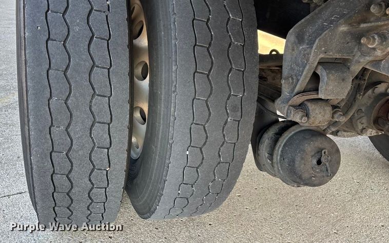 image for item ED2242 2018 Kenworth K270 box truck