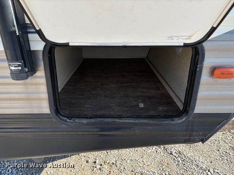 image for item ED2251 2017 Heartland Trail Runner camper