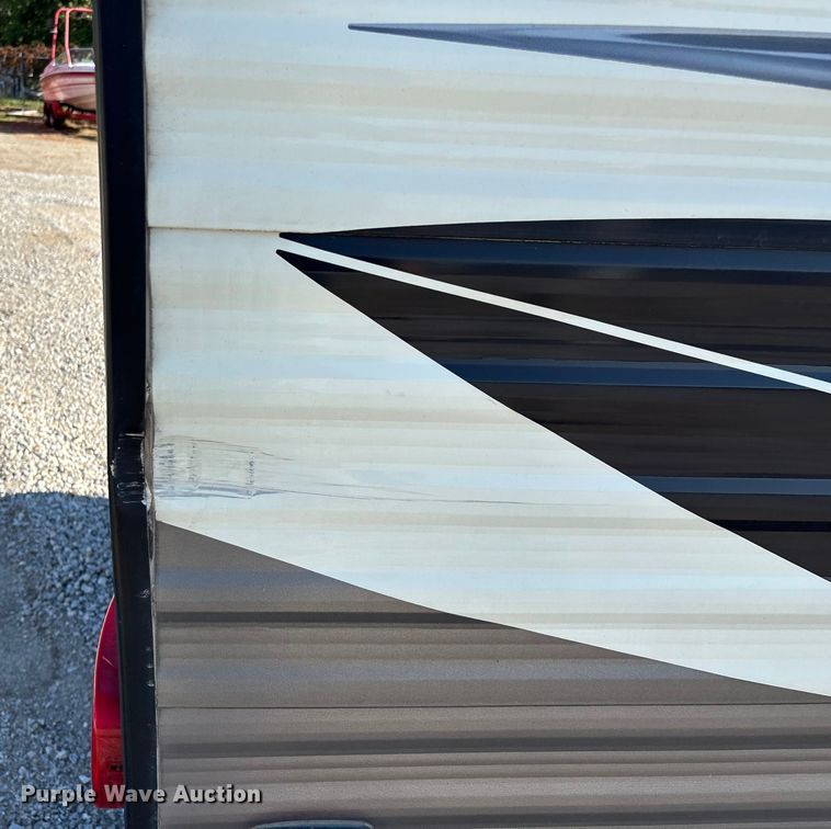 image for item ED2251 2017 Heartland Trail Runner camper