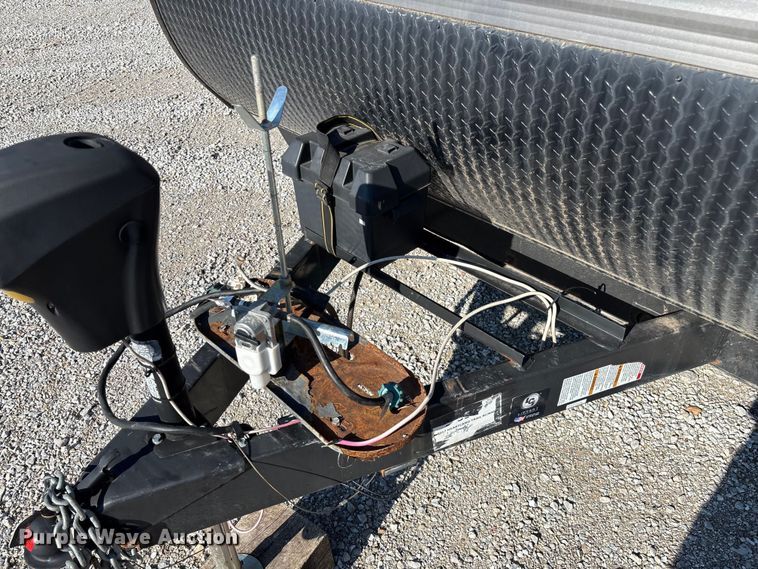 image for item ED2251 2017 Heartland Trail Runner camper