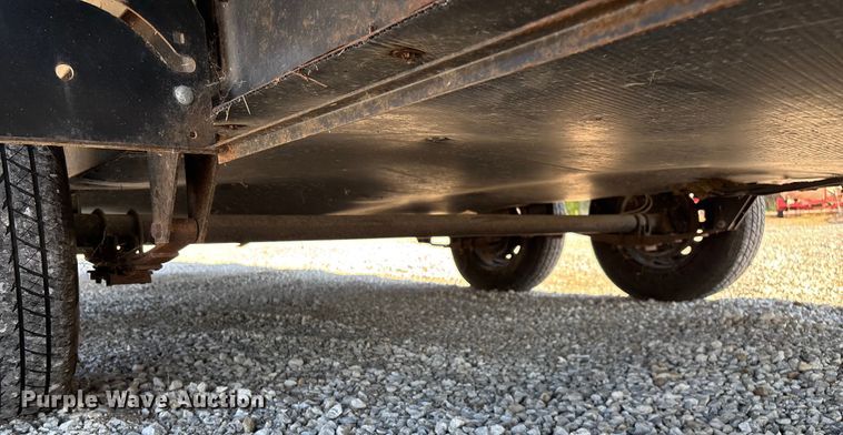 image for item ED2251 2017 Heartland Trail Runner camper