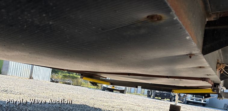 image for item ED2251 2017 Heartland Trail Runner camper