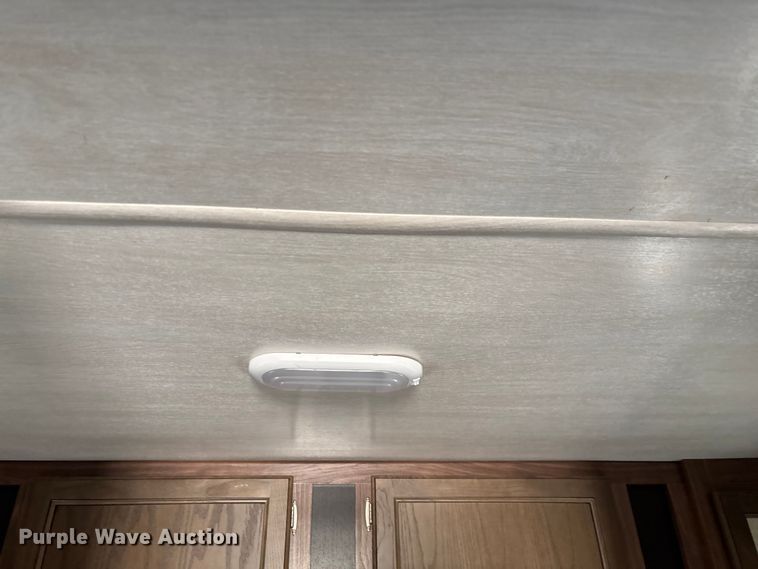 image for item ED2251 2017 Heartland Trail Runner camper