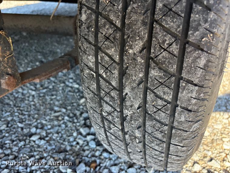 image for item ED2251 2017 Heartland Trail Runner camper