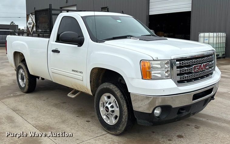 image for item ED2253 2013 GMC Sierra 2500HD pickup truck