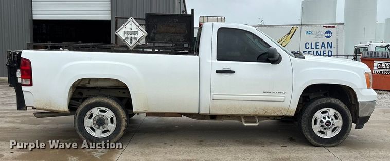 image for item ED2253 2013 GMC Sierra 2500HD pickup truck