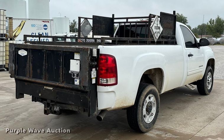 image for item ED2253 2013 GMC Sierra 2500HD pickup truck