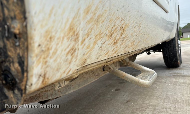 image for item ED2253 2013 GMC Sierra 2500HD pickup truck