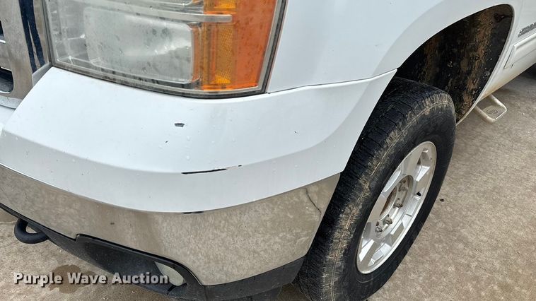 image for item ED2253 2013 GMC Sierra 2500HD pickup truck