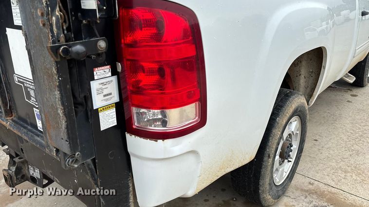 image for item ED2253 2013 GMC Sierra 2500HD pickup truck