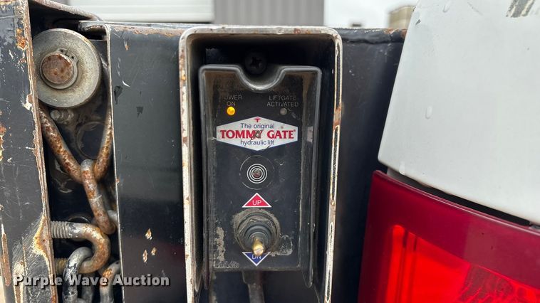 image for item ED2253 2013 GMC Sierra 2500HD pickup truck