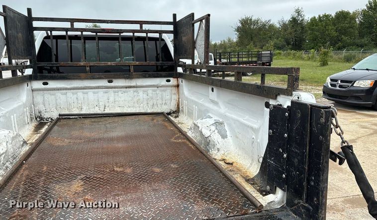 image for item ED2253 2013 GMC Sierra 2500HD pickup truck