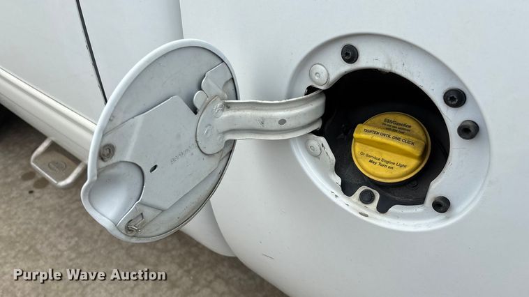 image for item ED2253 2013 GMC Sierra 2500HD pickup truck