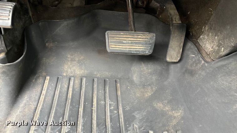 image for item ED2253 2013 GMC Sierra 2500HD pickup truck