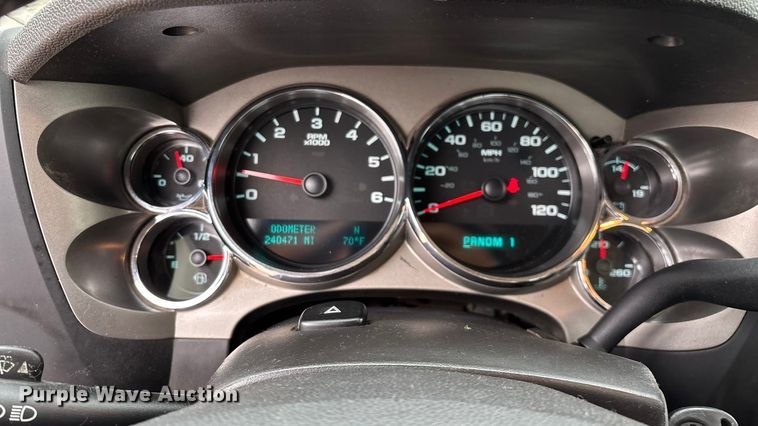 image for item ED2253 2013 GMC Sierra 2500HD pickup truck