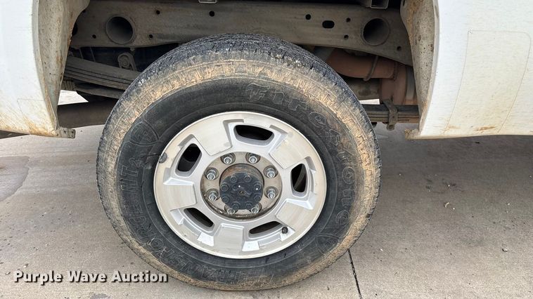 image for item ED2253 2013 GMC Sierra 2500HD pickup truck