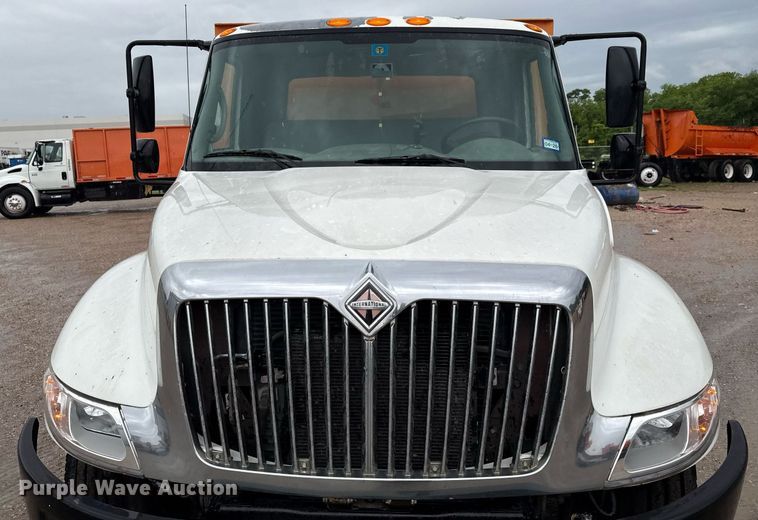 image for item ED5607 2003 International 4300 utility / service truck