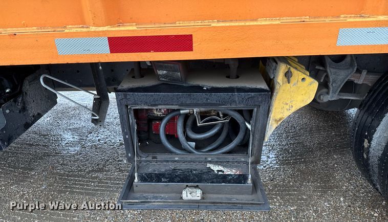 image for item ED5607 2003 International 4300 utility / service truck