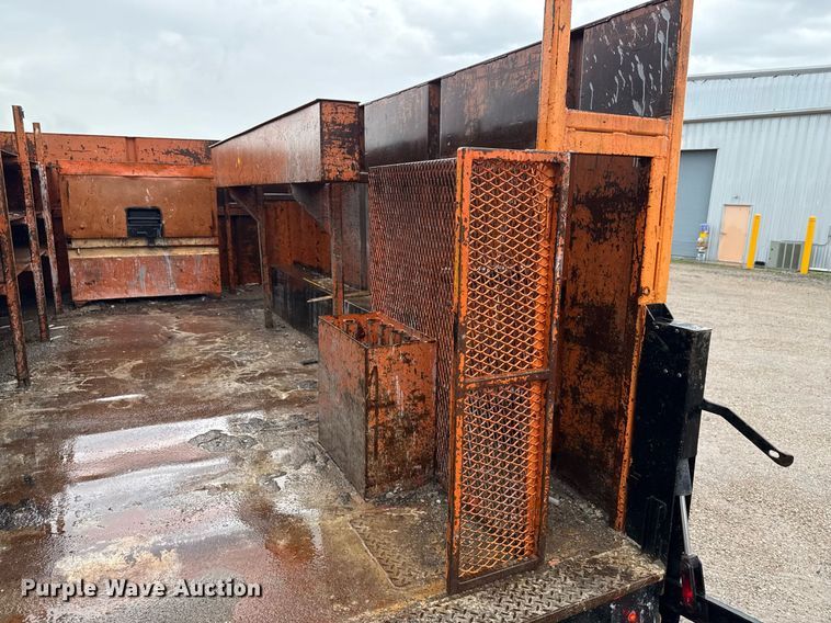 image for item ED5607 2003 International 4300 utility / service truck