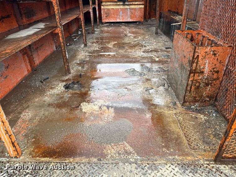 image for item ED5607 2003 International 4300 utility / service truck