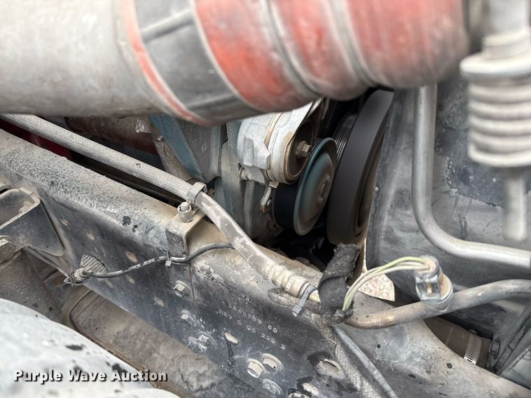 image for item ED5607 2003 International 4300 utility / service truck