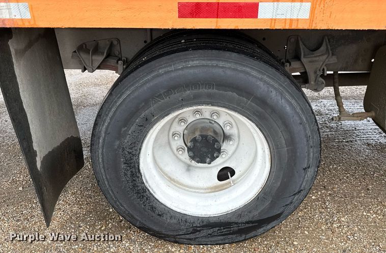 image for item ED5607 2003 International 4300 utility / service truck