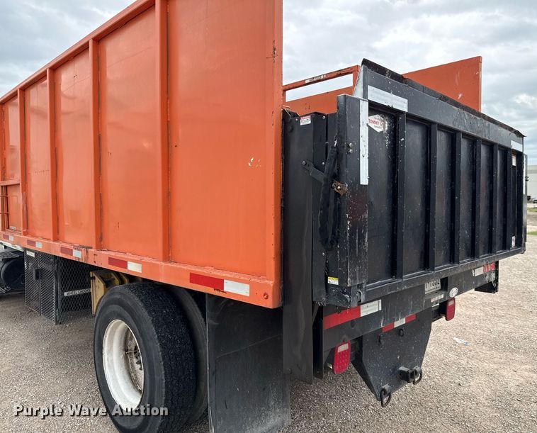 image for item ED5608 2003 International 4300 utility / service truck