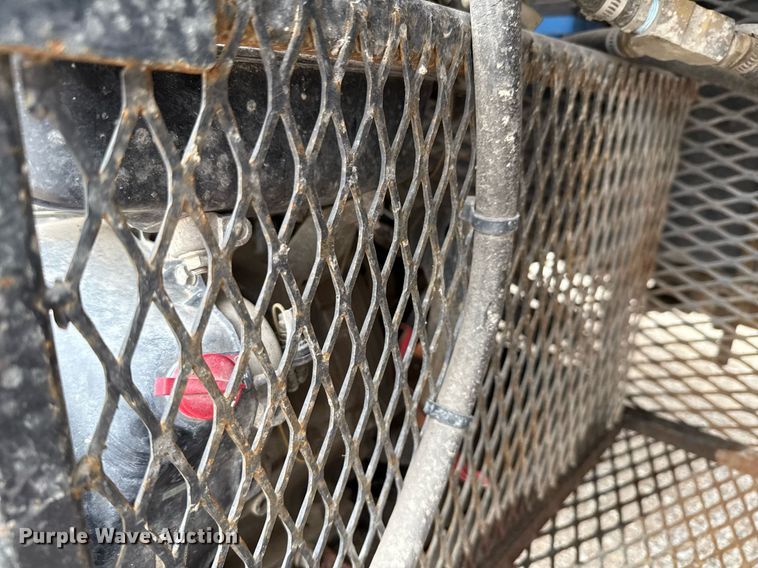 image for item ED5608 2003 International 4300 utility / service truck