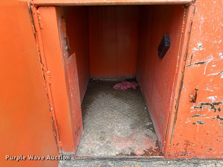 image for item ED5608 2003 International 4300 utility / service truck