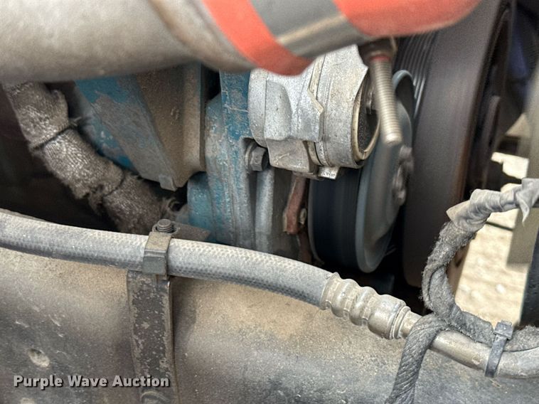 image for item ED5608 2003 International 4300 utility / service truck