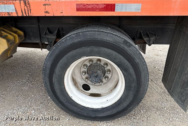 image for item ED5608 2003 International 4300 utility / service truck