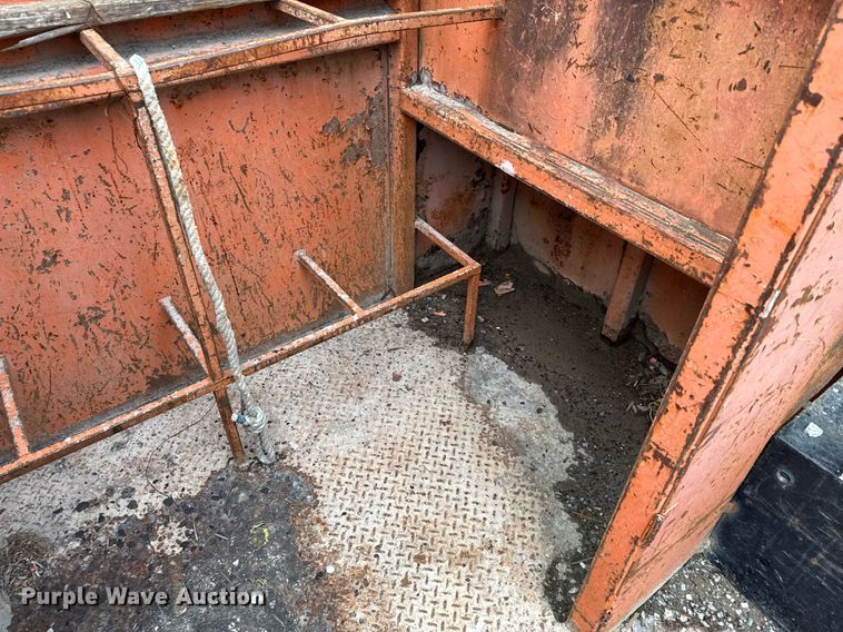 image for item ED5612 2002 International 4300 utility / service truck