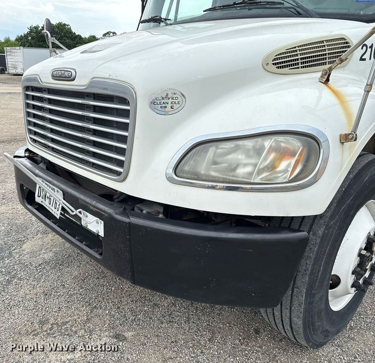 image for item ED5614 2009 Freightliner M2  utility / service truck