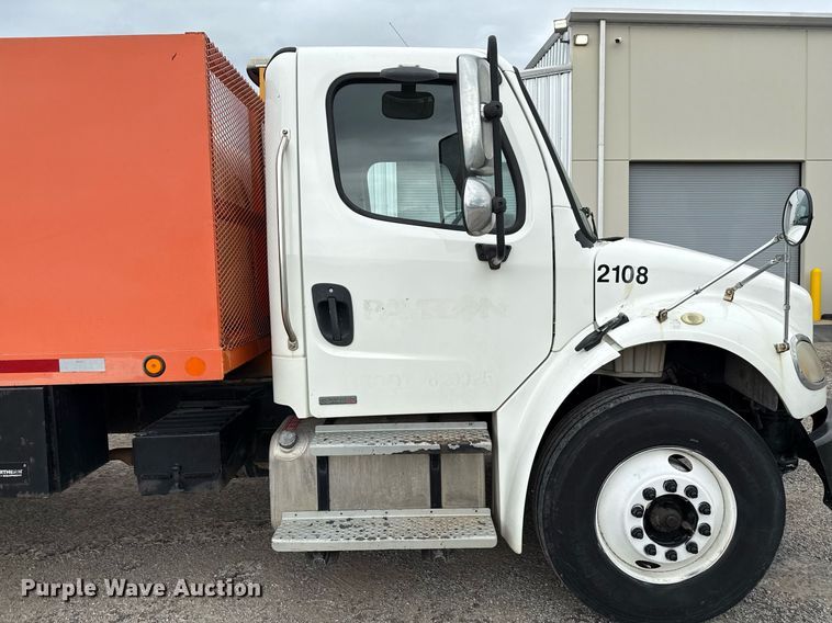 image for item ED5614 2009 Freightliner M2  utility / service truck