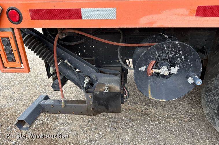 image for item ED5614 2009 Freightliner M2  utility / service truck