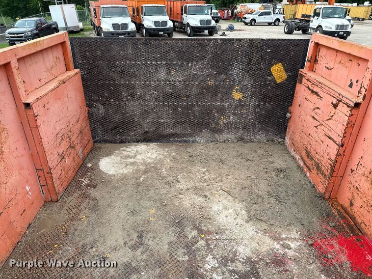 image for item ED5614 2009 Freightliner M2  utility / service truck