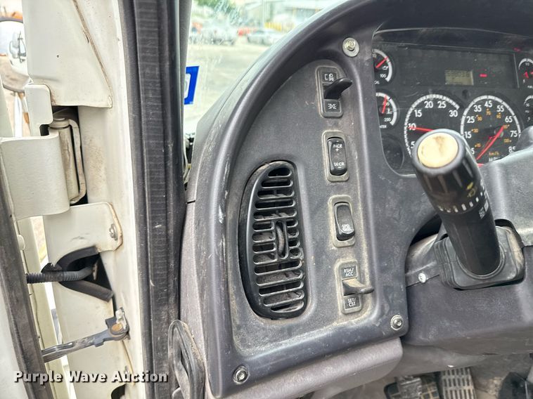 image for item ED5614 2009 Freightliner M2  utility / service truck