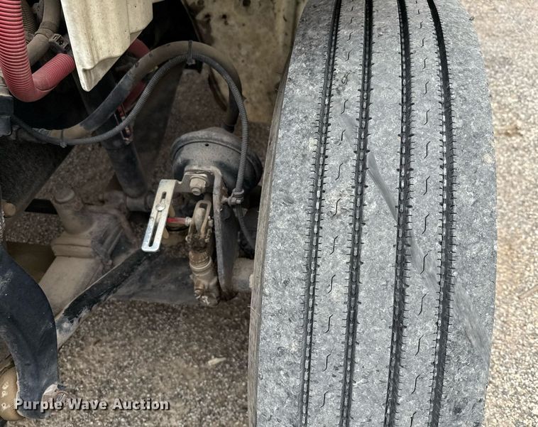 image for item ED5614 2009 Freightliner M2  utility / service truck