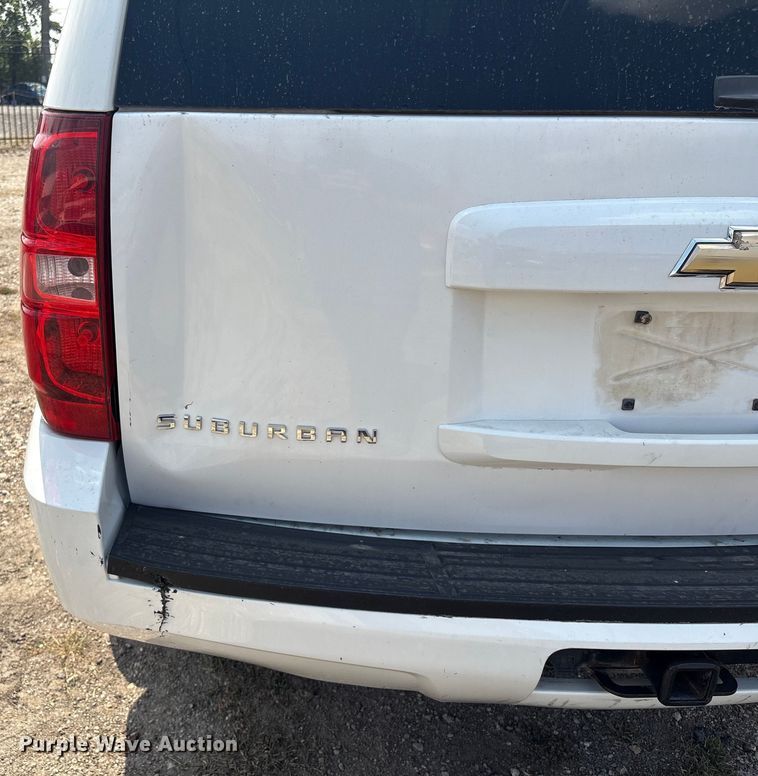 image for item ED5910 2009 Chevrolet Suburban SUV