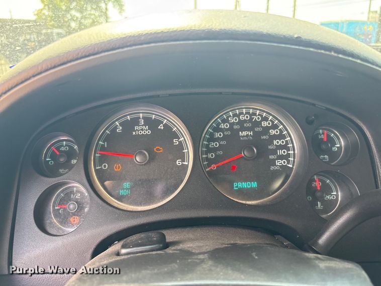 image for item ED5910 2009 Chevrolet Suburban SUV