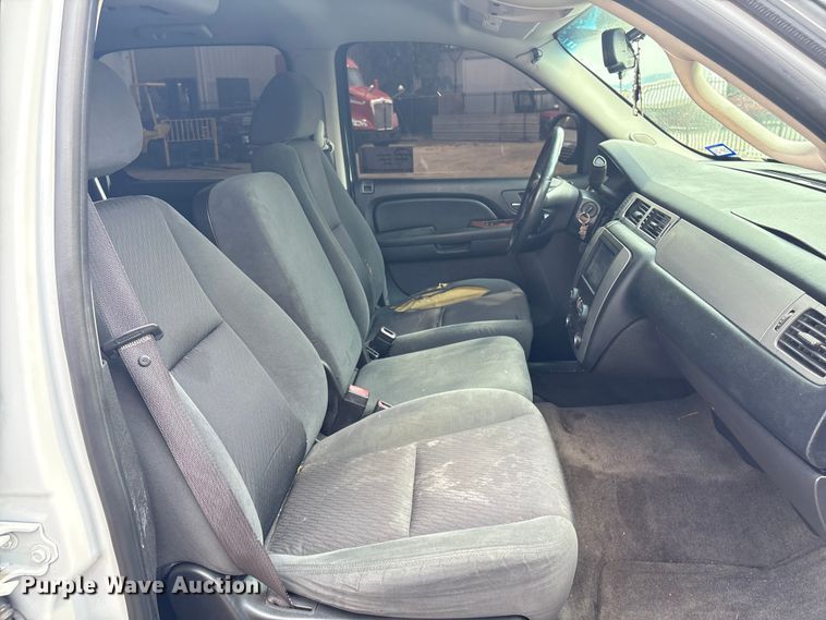 image for item ED5910 2009 Chevrolet Suburban SUV