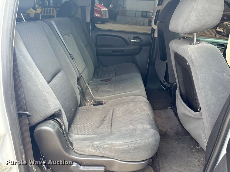 image for item ED5910 2009 Chevrolet Suburban SUV