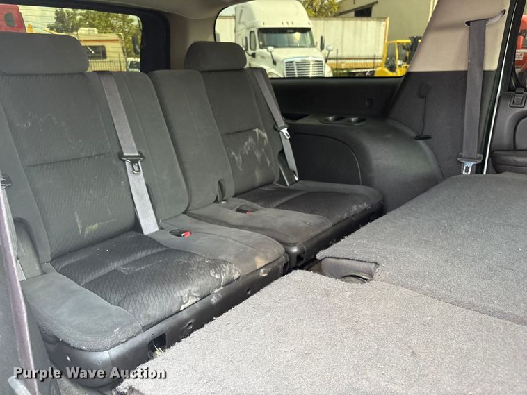 image for item ED5910 2009 Chevrolet Suburban SUV