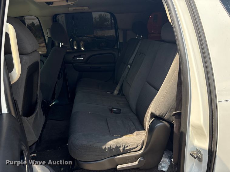 image for item ED5910 2009 Chevrolet Suburban SUV
