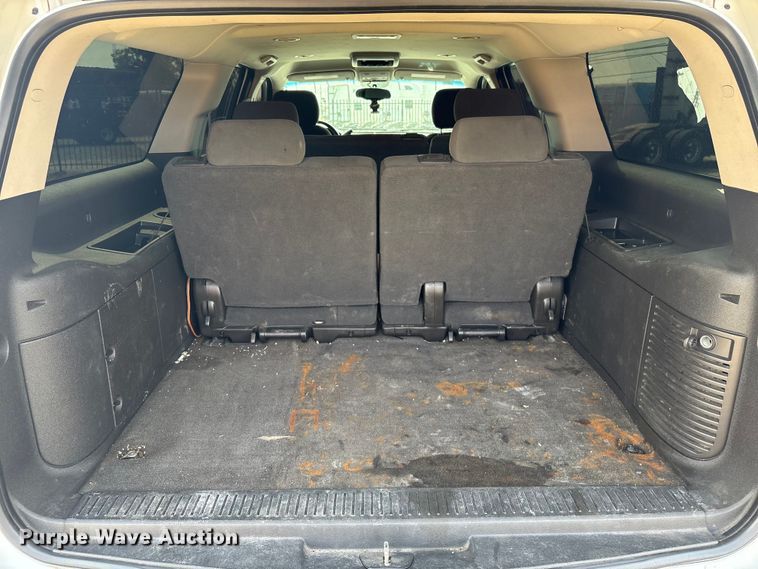 image for item ED5910 2009 Chevrolet Suburban SUV