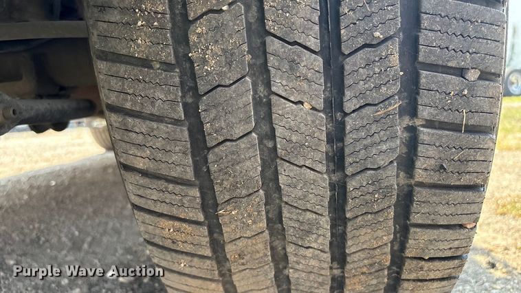 image for item ED5910 2009 Chevrolet Suburban SUV