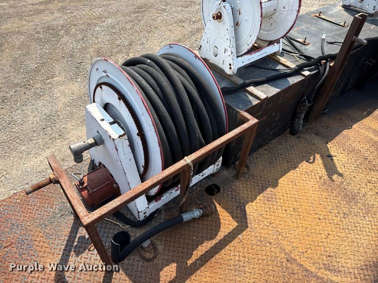 image for item ED5911 2008 Hino 268 flatbed truck