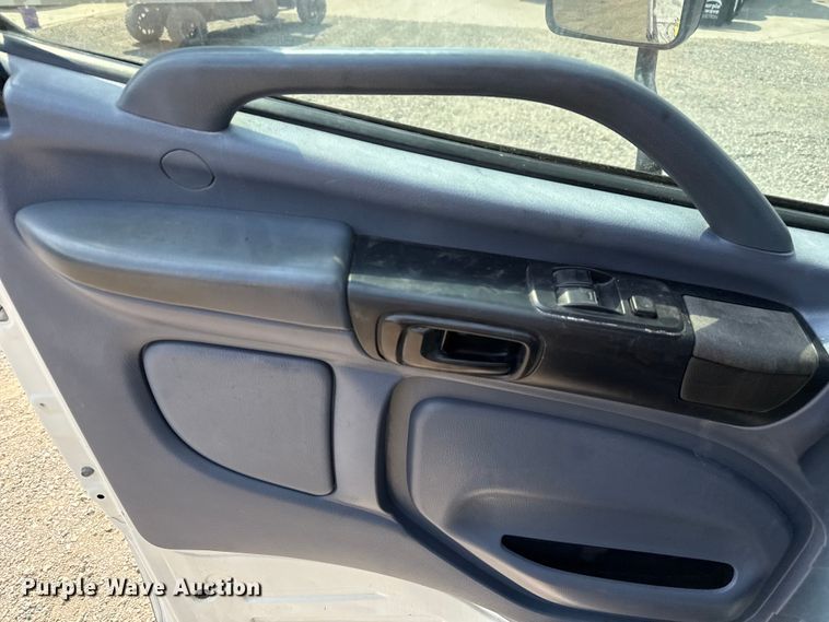 image for item ED5911 2008 Hino 268 flatbed truck