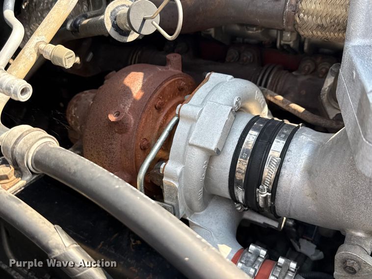 image for item ED5911 2008 Hino 268 flatbed truck