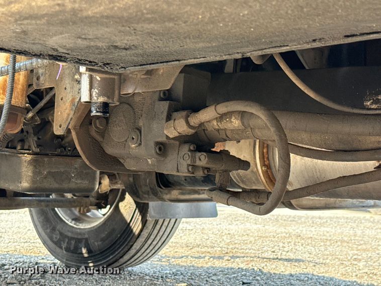 image for item ED5911 2008 Hino 268 flatbed truck